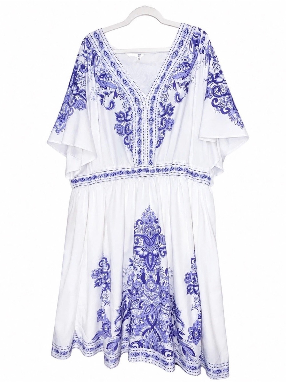 Bloomchic White and Purple V-Neck Bandana Print Dress 28W